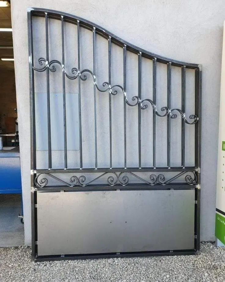 Portão em ferro trabalhado